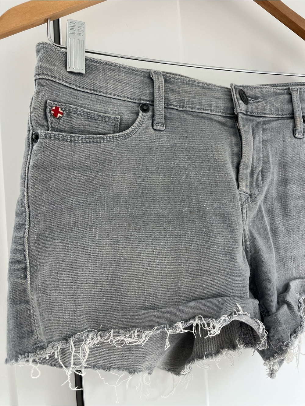 Hudson Amber Jean Shorts Gray Cut Offs 28 - Picture 4 of 8